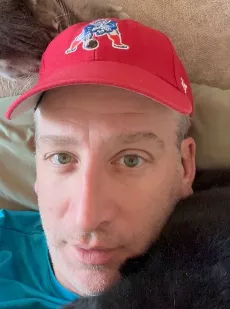 e8563225-eb05-4816-a106-1c38ee819350